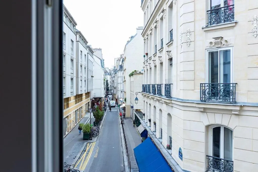 Coeur De Paris - Grand Appartement Climatise 3 Br Apartment
