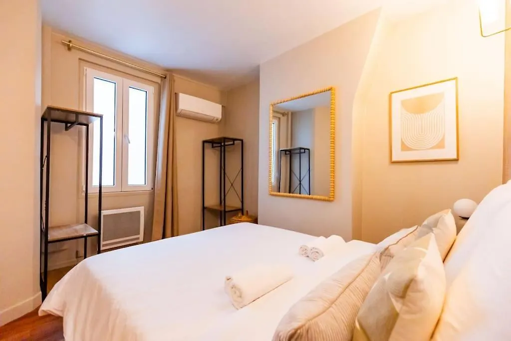 Διαμέρισμα Coeur De Paris - Grand Appartement Climatise 3 Br