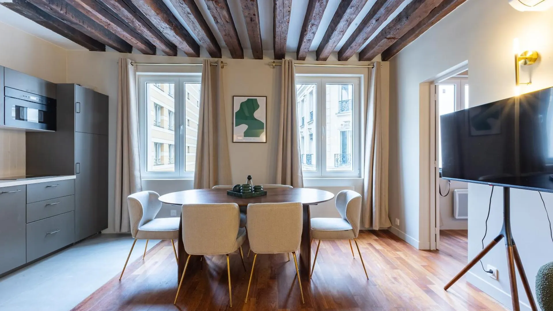 Διαμέρισμα Coeur De Paris - Grand Appartement Climatise 3 Br