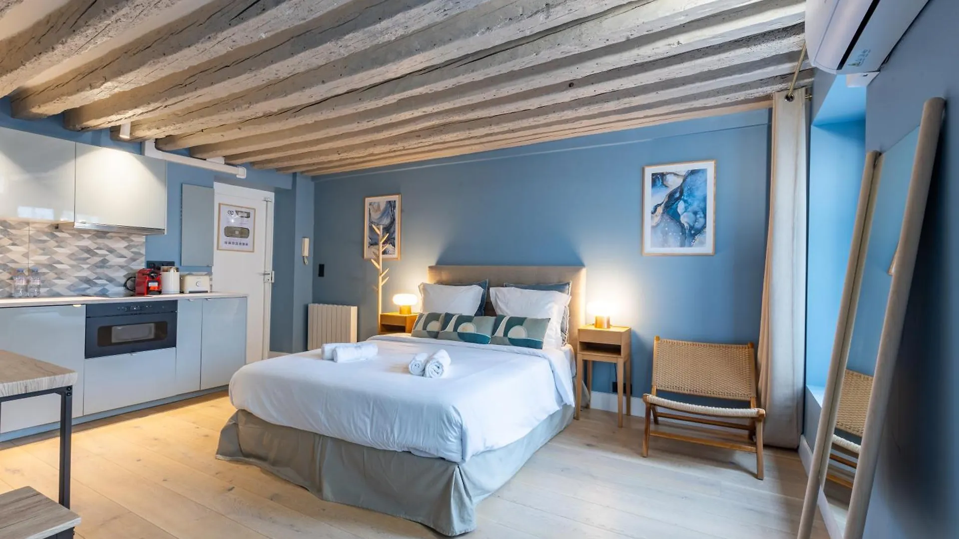 Coeur De Paris - Grand Appartement Climatise 3 Br