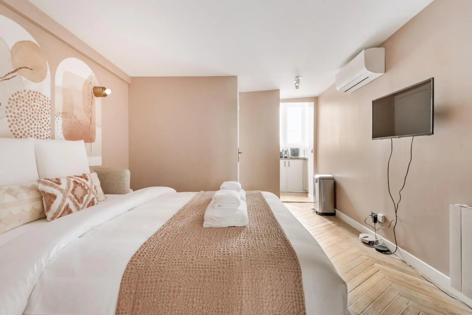 Διαμέρισμα Coeur De Paris - Grand Appartement Climatise 3 Br