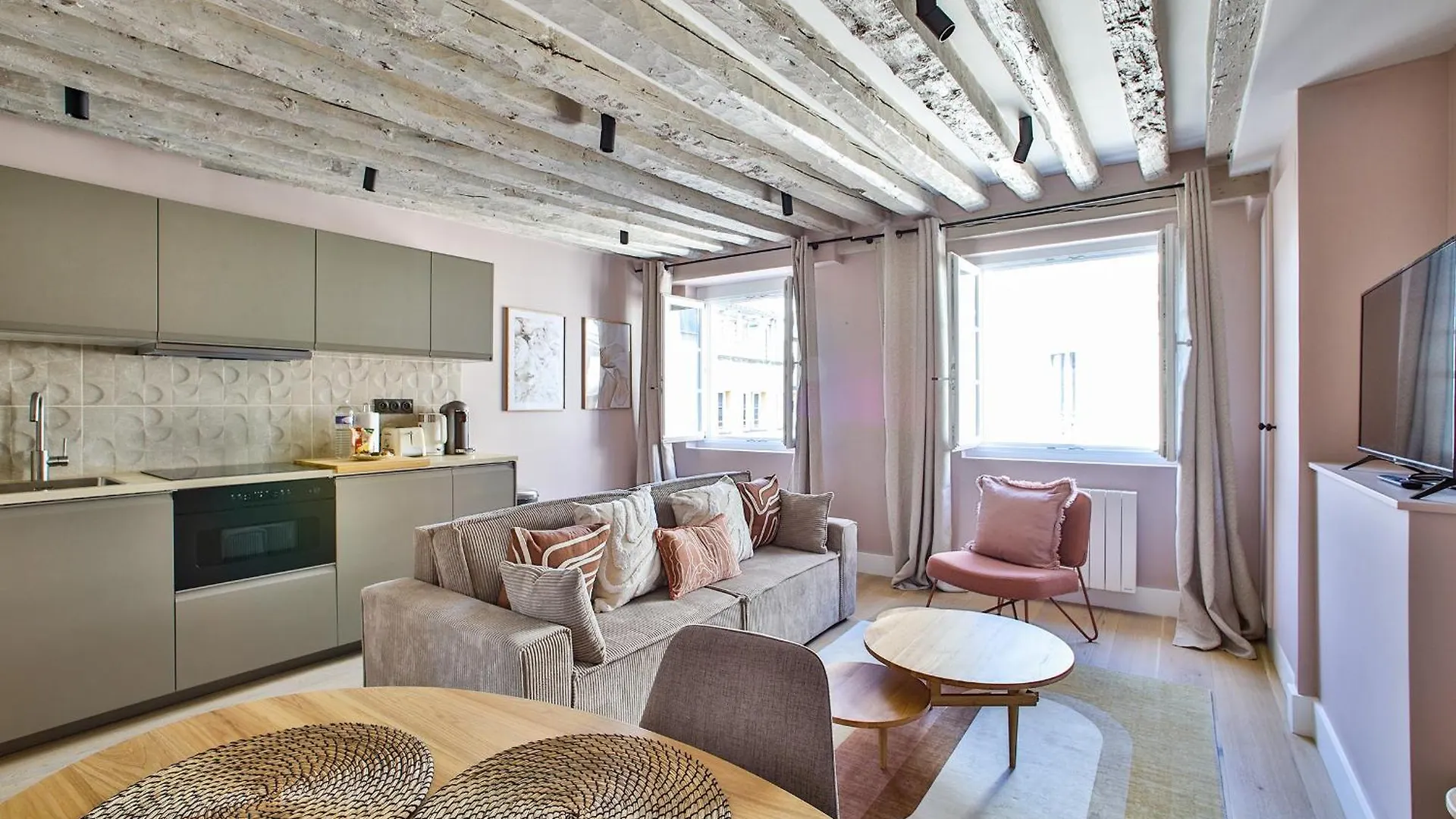 Coeur De Paris - Grand Appartement Climatise 3 Br France