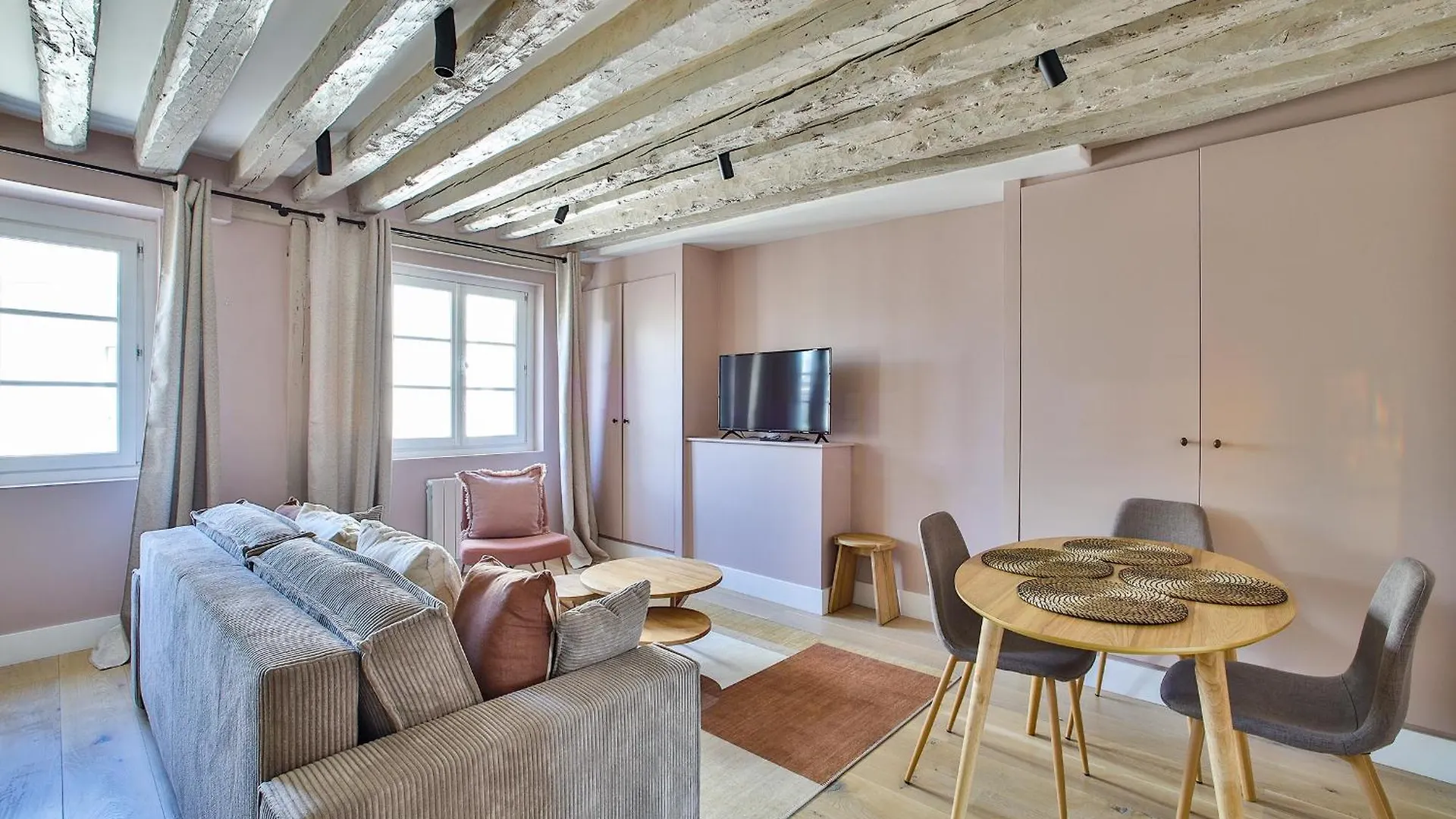 Coeur De Paris - Grand Appartement Climatise 3 Br