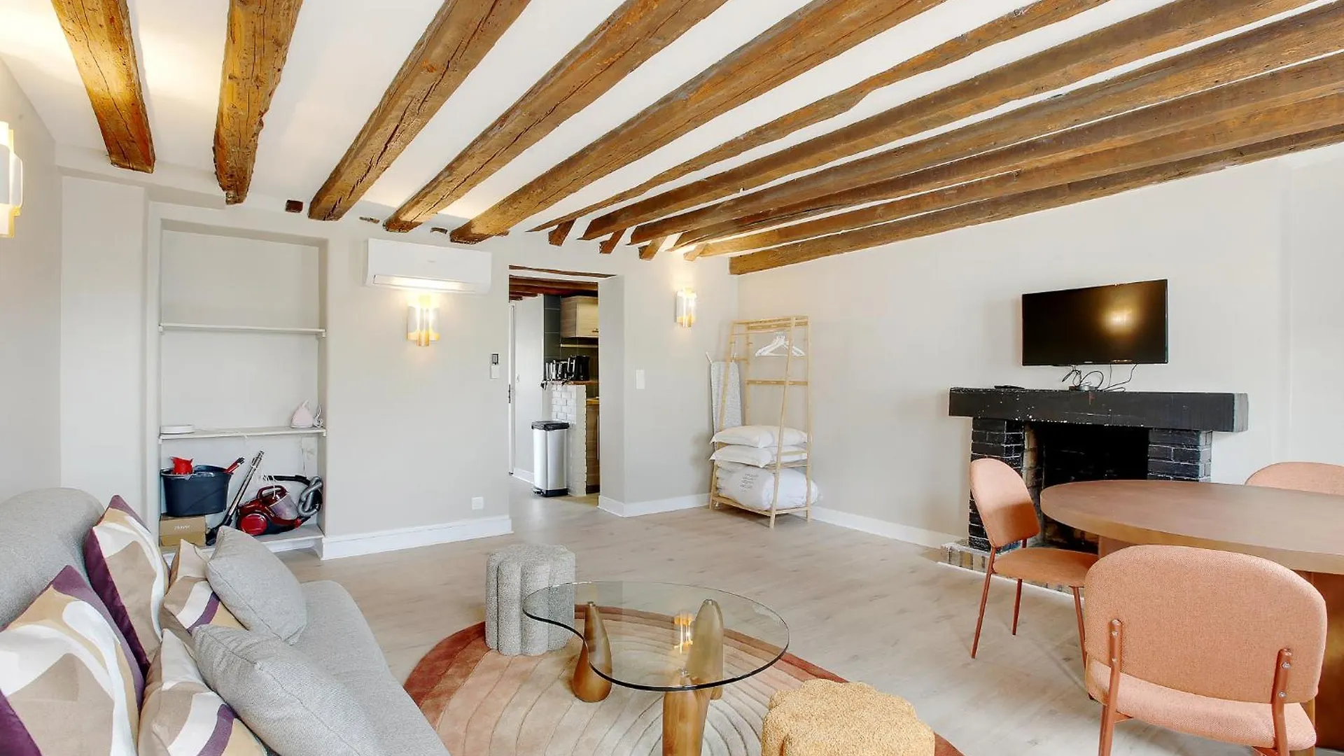 Coeur De Paris - Grand Appartement Climatise 3 Br France