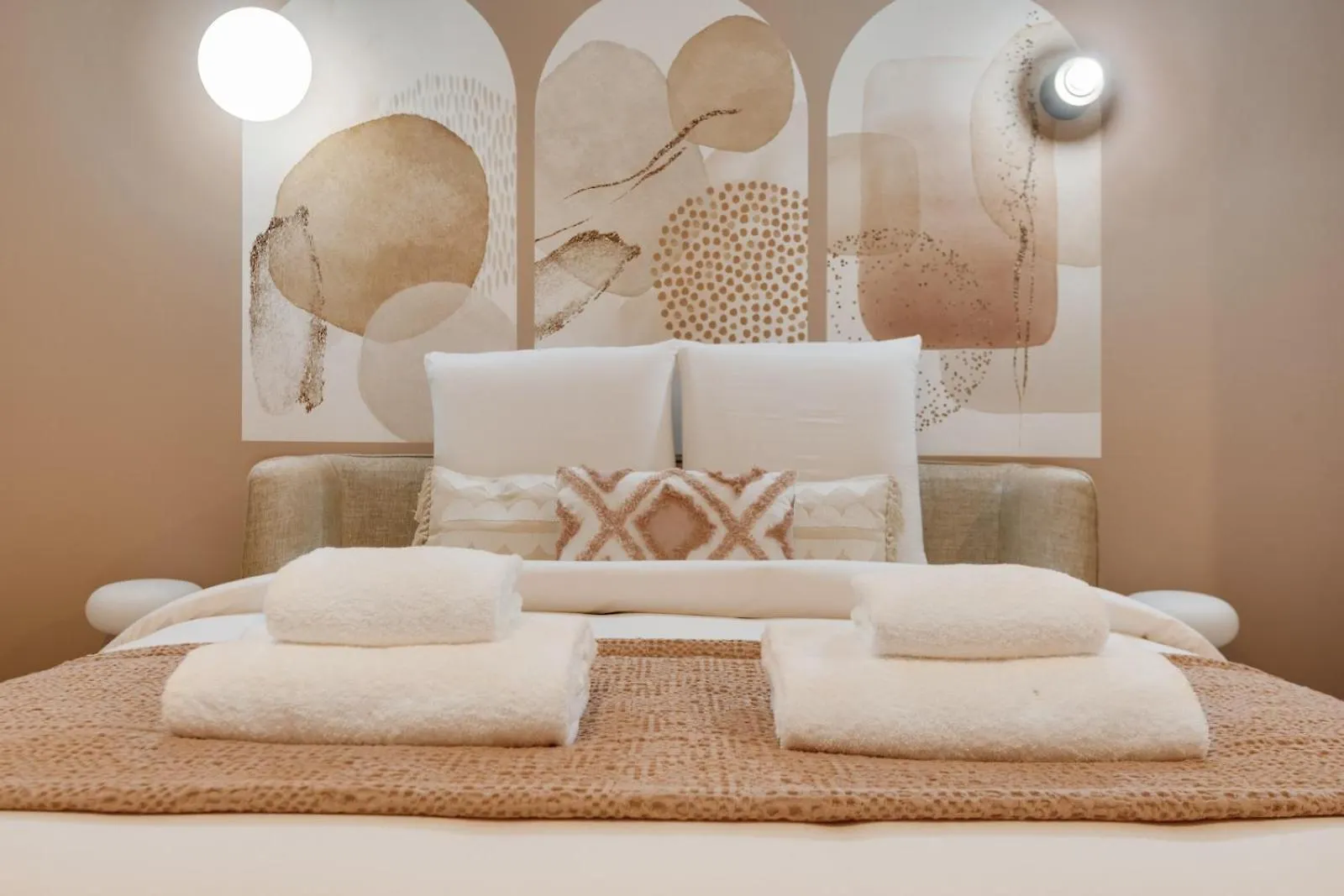 Coeur De Paris - Grand Appartement Climatise 3 Br 0*,  France